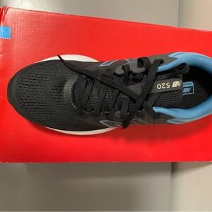 New Balance Men's Black and Blue Athletic Sneakers